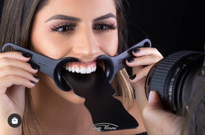 Black Contrasters For Dental Photography